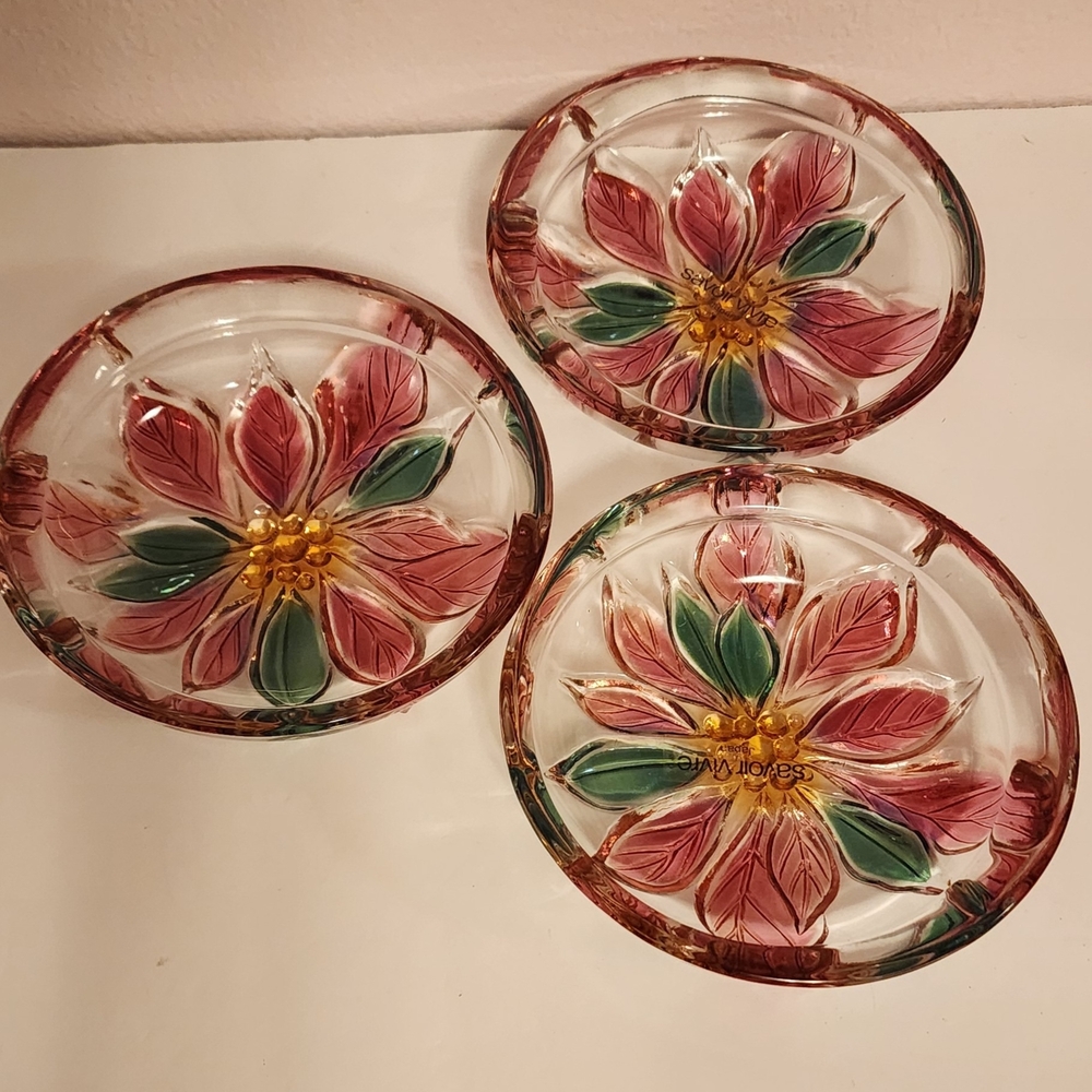 Artistic Floral Poinsenttia Glass Plates - Pink, Green, and Gold